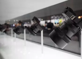 Canon сделала CMOS-матрицу формата APS-H с разрешением 250 мегапикселей