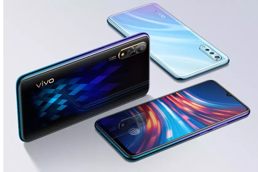 Vivo к «Черной пятнице» снизила цены на 5 смартфонов в Украине