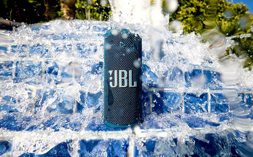 JBL Grip: идеальные наушники для активных спортсменов