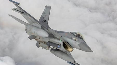 Netherlands allocates another 300 million euros to purchase ammunition for Ukrainian F-16 Fighting Falcon fighters