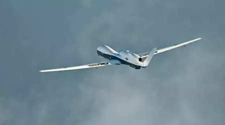 Il primo drone strategico australiano MQ-4C Triton ha effettuato il suo primo volo presso lo stabilimento Northrop Grumman.