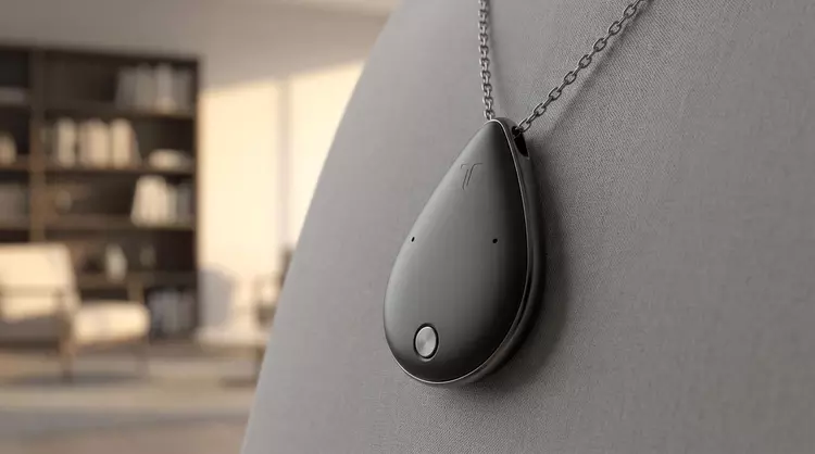 Taya : le pendentif IA qui ...