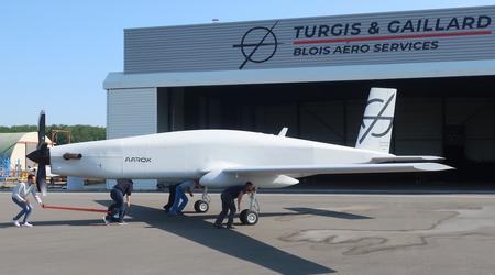 Turgis & Gaillard dévoilera un prototype du plus grand drone de frappe et de reconnaissance de l'histoire de la France, capable d'emporter jusqu'à 3 tonnes de charge utile.