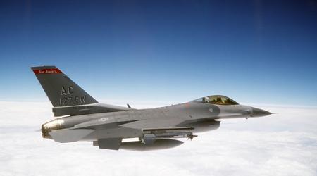 L'OTAN est revenue sur l'idée de transférer des chasseurs MiG-29 et F-16 Fighting Falcon à l'Ukraine.