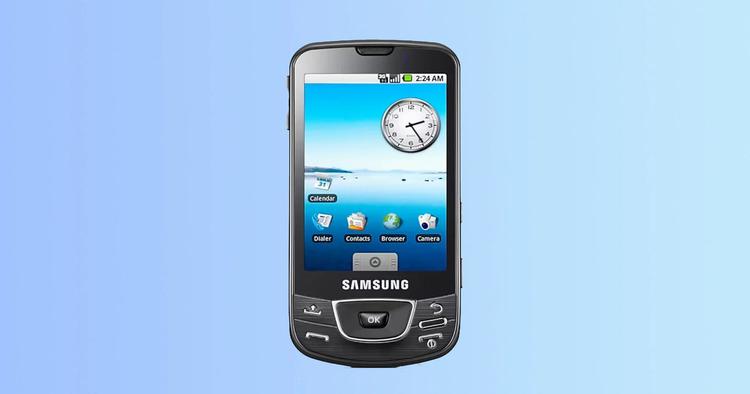 Den første Android-telefon fra Samsung blev ...