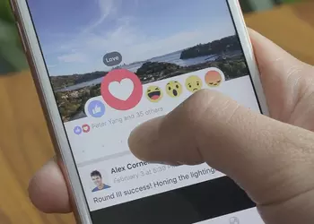 Больше, чем лайк: Facebook добавил эмоции в ленту