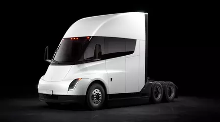 Tesla Semi on fire: Ilon Musk's electric truck involved in a serious accident in the US