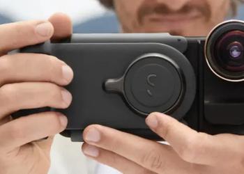 ShiftCam ProGrip: wireless charging case that turns your smartphone into a professional camera