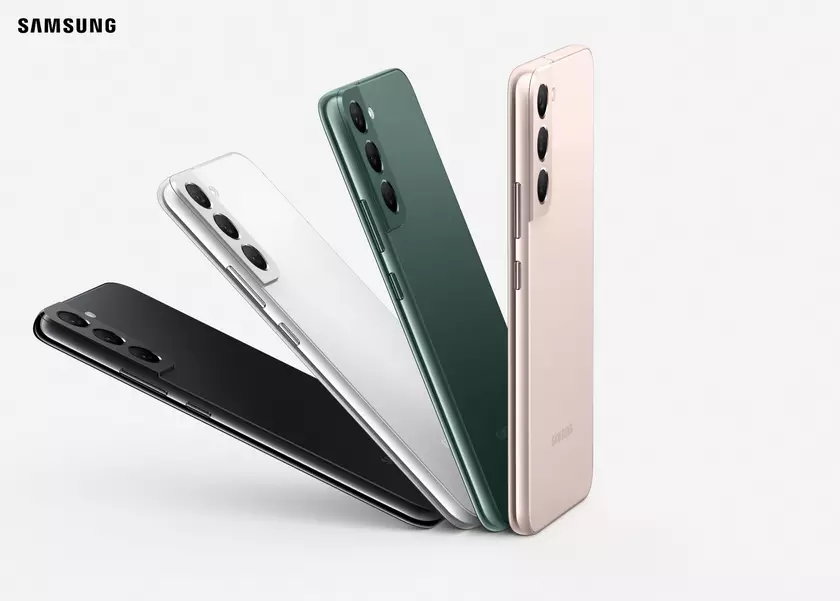 Samsung Galaxy S22, Galaxy S22+ и Galaxy S22 Ultra начали получать августовское обновление безопасности