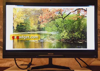 Беглый обзор 27-дюймового PLS-монитора Philips 272C4