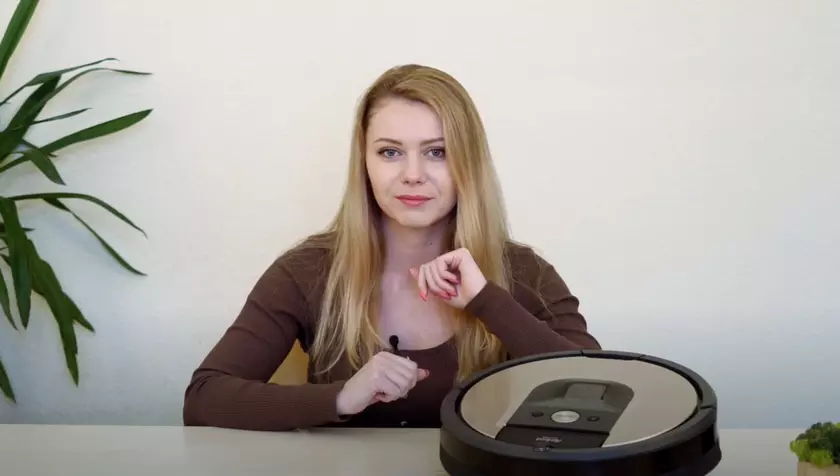 Видеообзор робота-пылесоса iRobot Roomba 976