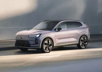 Юбилейный Volvo XC70: 432 лошадиные силы и проекция вместо телевизора