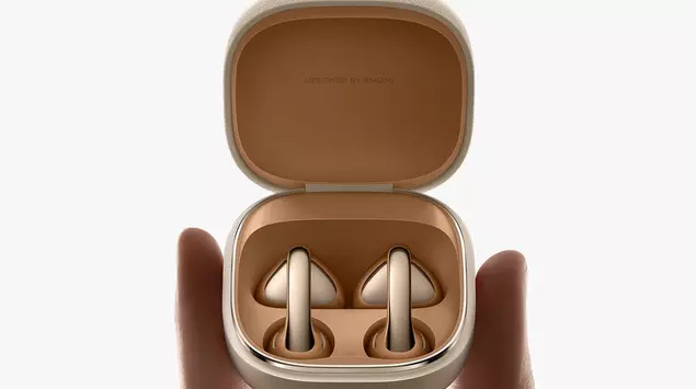 Xiaomi's first clip-on earbuds are coming ...