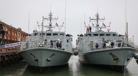 Ukrainian minesweepers "Cherkasy" and "Chernihiv" will remain in the UK for now