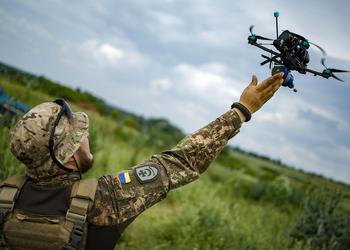 Великобритания и другие страны планируют предоставить Украине тысячи дронов с искусственным интеллектом