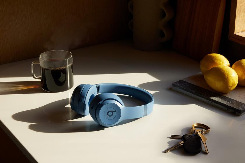 Beats Solo 4: драйверы на 40 мм, поддержка Spatial Audio, порт USB-C и автономность до 50 часов за $199