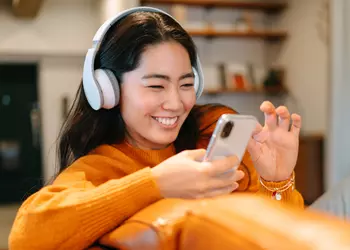 Meta AI сможет предложить идеи для выходных по активности в Facebook и Instagram