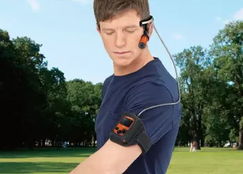 Экшн-камера Panasonic HX-A500 с возможностью видеозаписи в разрешении 4K 30p/25p