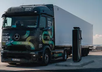 Електровантажівка Mercedes eActros 600 націлилася на ...