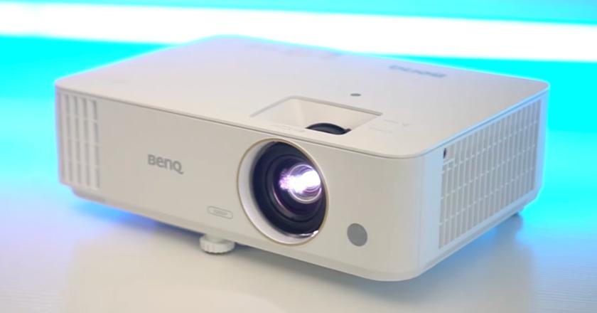 Benq TH685i living room projectors