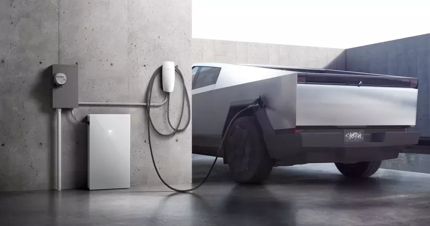 Электрокары продолжают вызывать ажиотаж: от простоя в салоне до листа ожидания