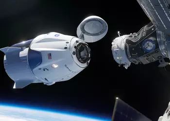NASA вновь отложило запуск космического корабля SpaceX Dragon с экипажем к МКС из-за переносов пуска ракеты Falcon Heavy