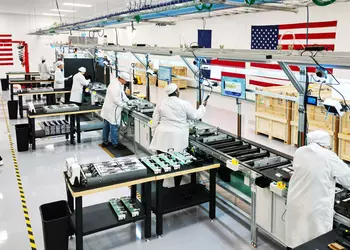 Apple меняет стратегию: $600 млрд на чипы, AI и будущее без Китая