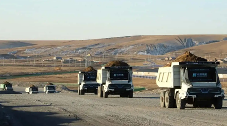 Китайська Huaneng Group створила найбільший у світі флот електричних кар'єрних самоскидів з автопілотом