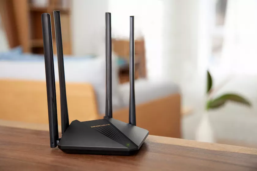 Mercusys MR30G: гигабитный двухдиапазонный роутер дешевле 1000 грн