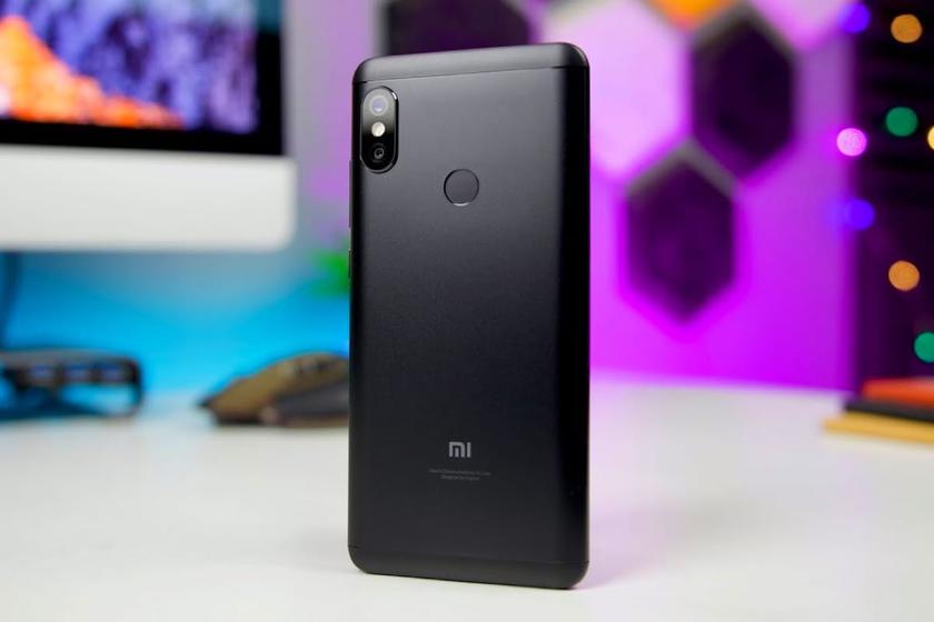 Xiaomi Redmi 6 Pro появился на «живых» фотографиях и обрел дату релиза