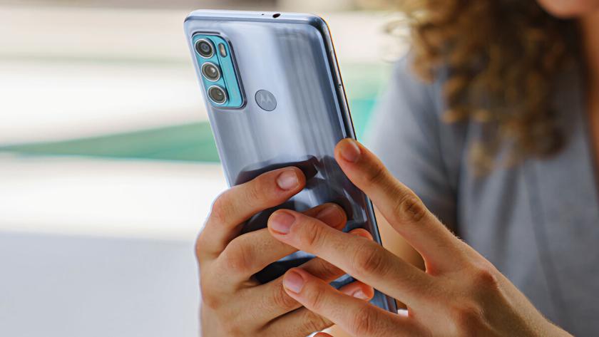 Motorola працює над смартфоном Moto G71 з підтримкою 5G та батареєю на 5000 мАг