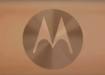 Motorola is developing a smartphone with a stretchable display, codenamed Felix