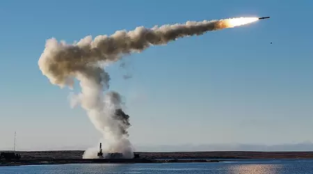 Hezbollah allegedly has Russian Onyx / Yakhont anti-ship missiles with a range of 300 km which could pose a threat to US destroyers and aircraft carriers