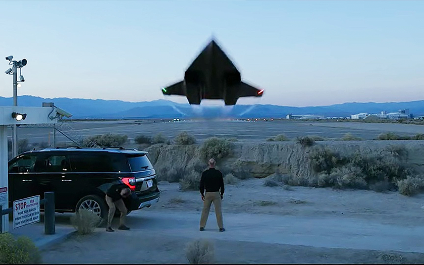 Top Gun: Maverick Producer Claims Fake Plane Was So Realistic That