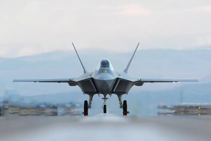 Турция начала тестировать прототип своего первого истребителя TF-X