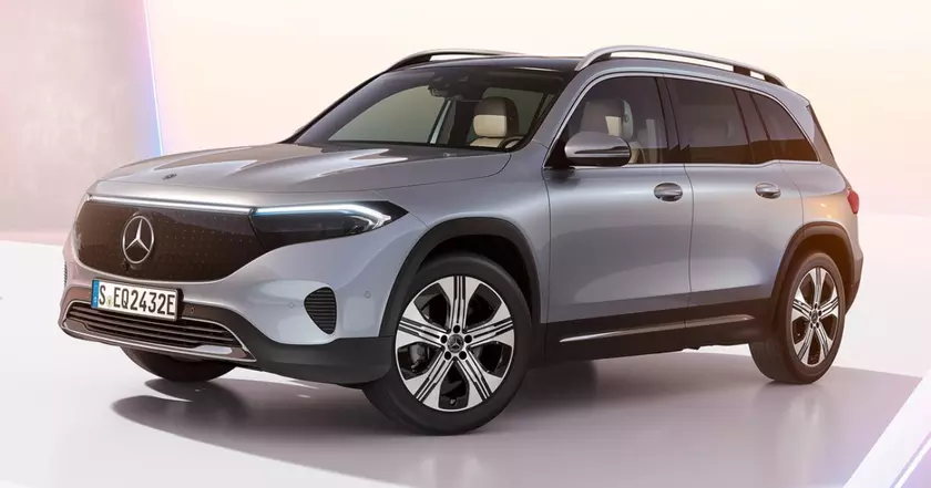 Exploring the 2024 Mercedes-Benz EQB: A Blend of Luxury and Electric Innovation