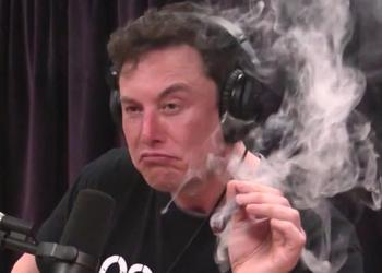 Elon Musk permitió la publicidad de marihuana en Twitter