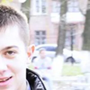 Максим Ищенко