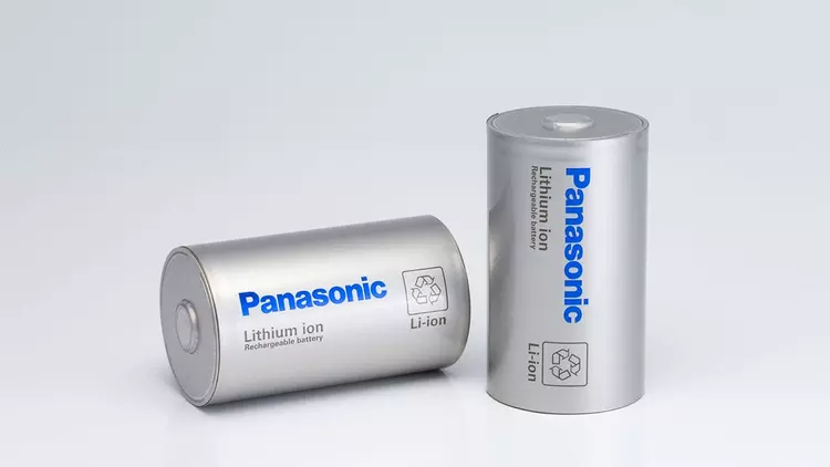Panasonic delays 4680 battery production again ...