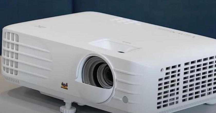ViewSonic PX701 gaming projector for ps5