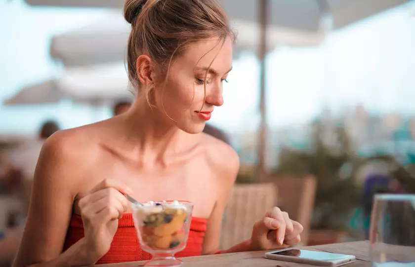 Акции недели: скидки за старую технику, выгодные цены на смартфоны-бестселлеры и роботы-пылесосы