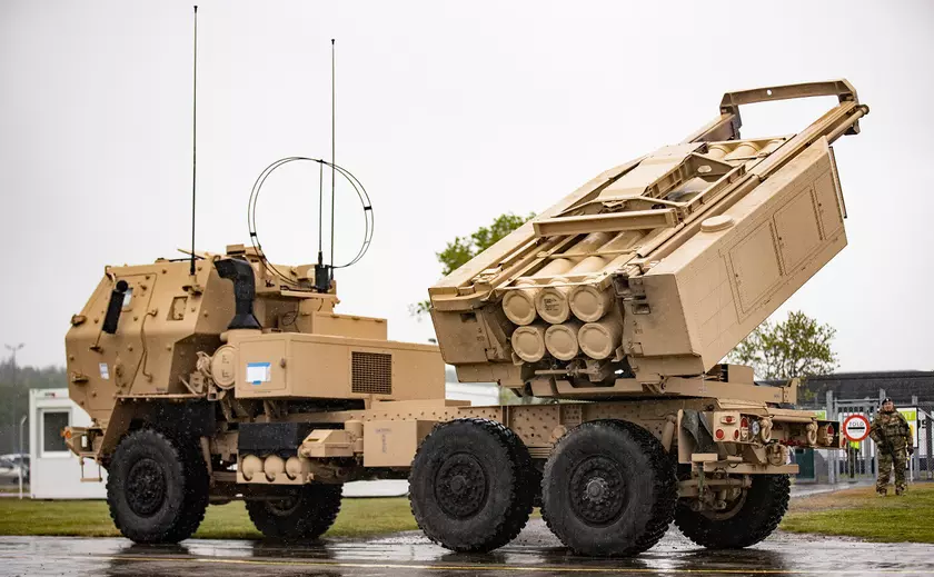 США отправили в Сирию высокомобильные ракетные системы M142 HIMARS