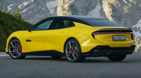 Lotus va lancer des voitures "hyper-hybrides" dotées de moteurs à essence et d'un système de recharge en mouvement