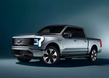 Google и Ford представили полезные обновления в Google Maps на Android Auto для электромобилей Ford