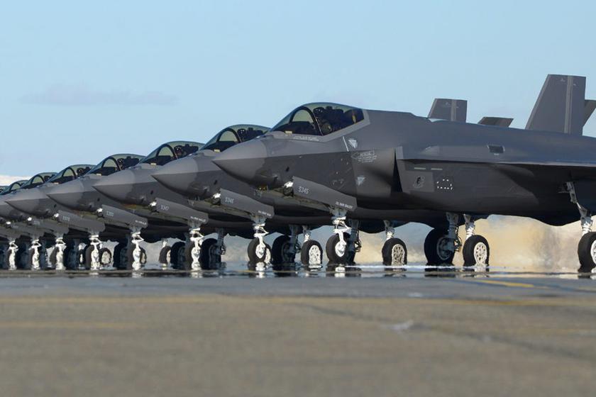 Less than 30% of fifth-generation F-35 Lightning II fighters in the US are fully operational