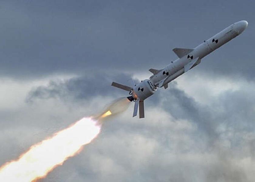 Россия изменила тактику ракетных ударов и начала запускать ракеты на низкой высоте, чтобы украинская ПВО не могла их сбить