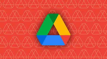 Google Drive sur le web présente un aperçu des cartes en surimpression