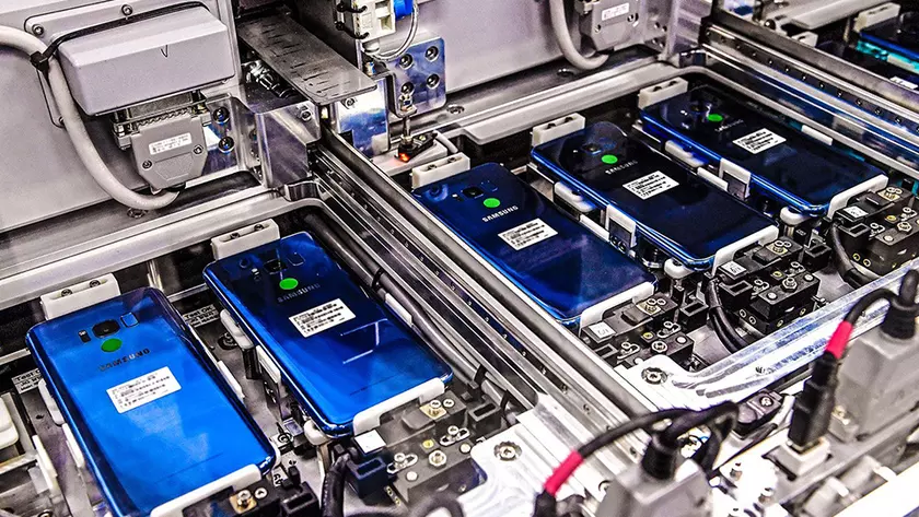 Samsung закрывает завод в Китае, на очереди Apple