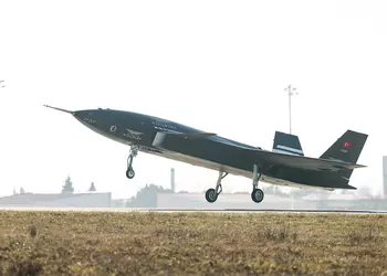 Турецкий KIZILELMA стал первым беспилотным истребителем, который успешно прошел испытания