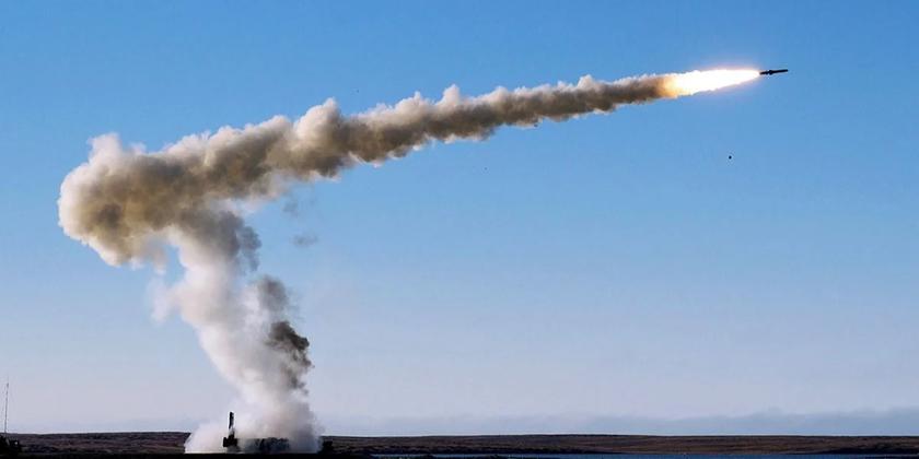 Украинская ПВО сбила две ракеты "Оникс", которыми Россия атаковала Одесскую область